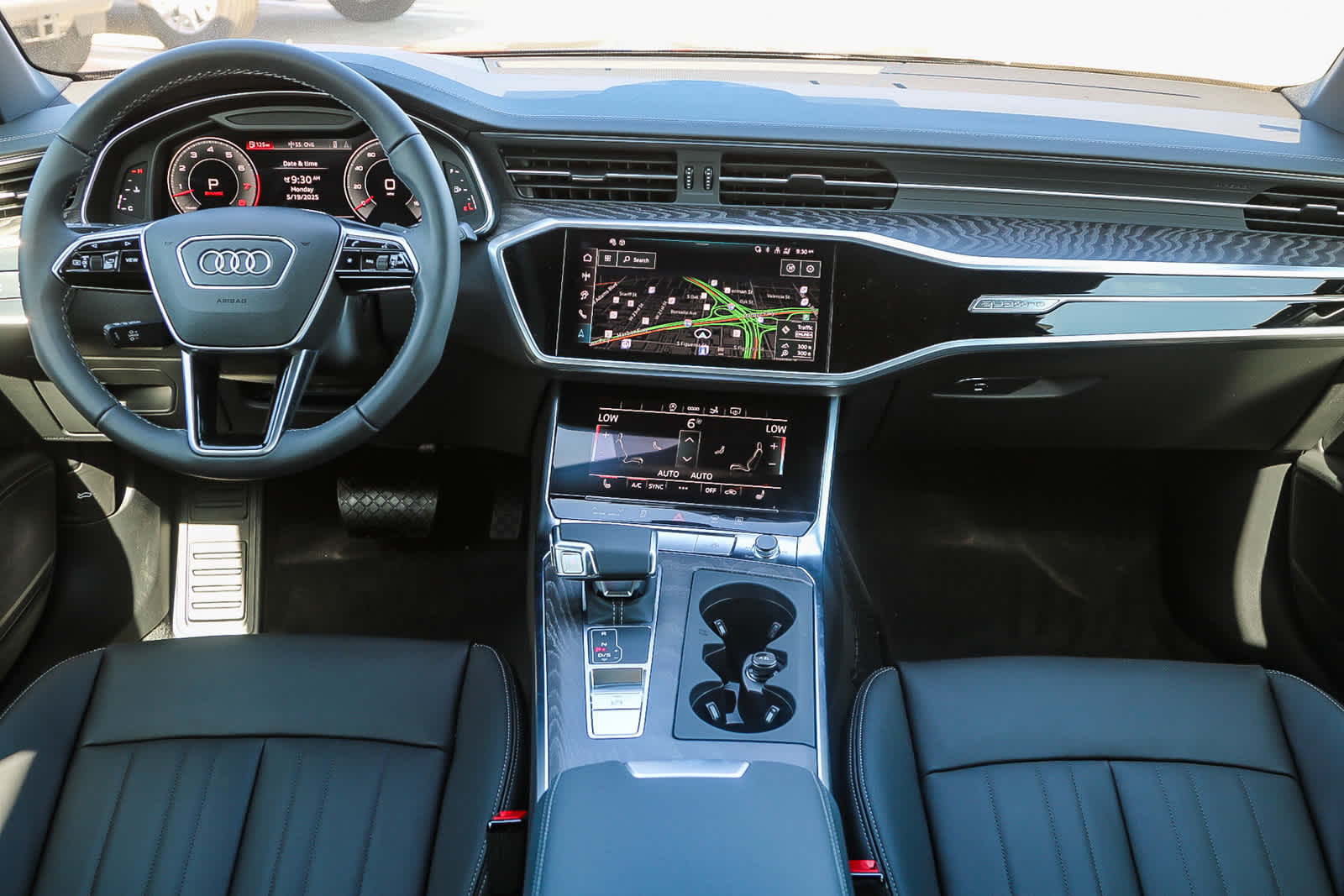 Thumbnail: 2025 Audi A7 - 12