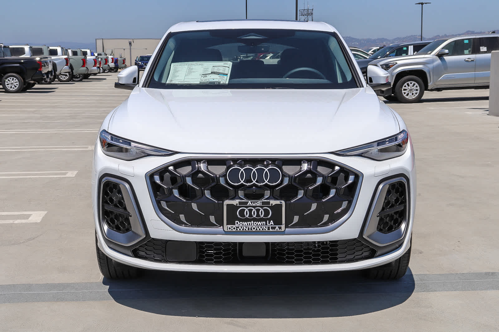 Thumbnail: 2025 Audi Q5 - 2