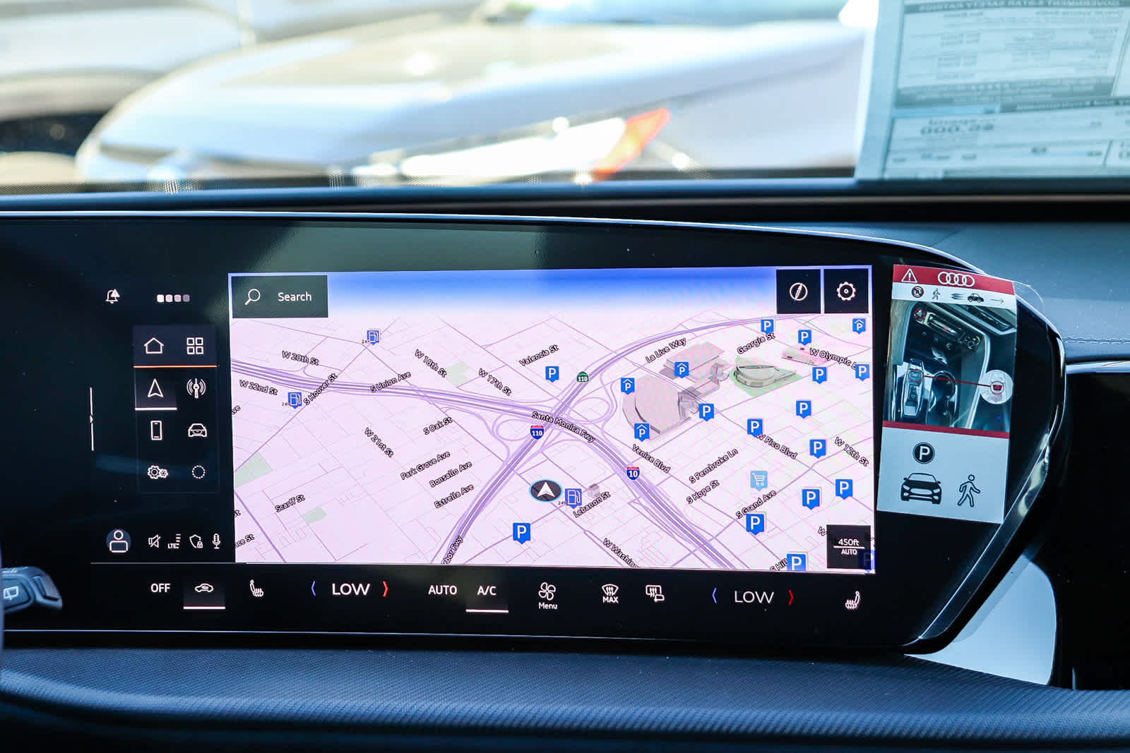 Thumbnail: 2025 Audi SQ5 - 17