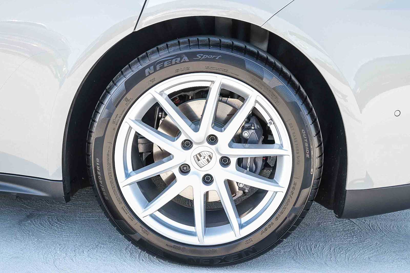 Thumbnail: 2025 Porsche Panamera - 11