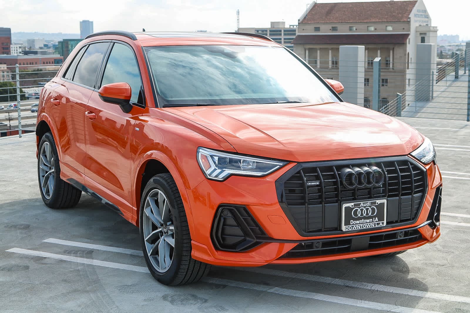 Thumbnail: 2025 Audi Q3 - 3