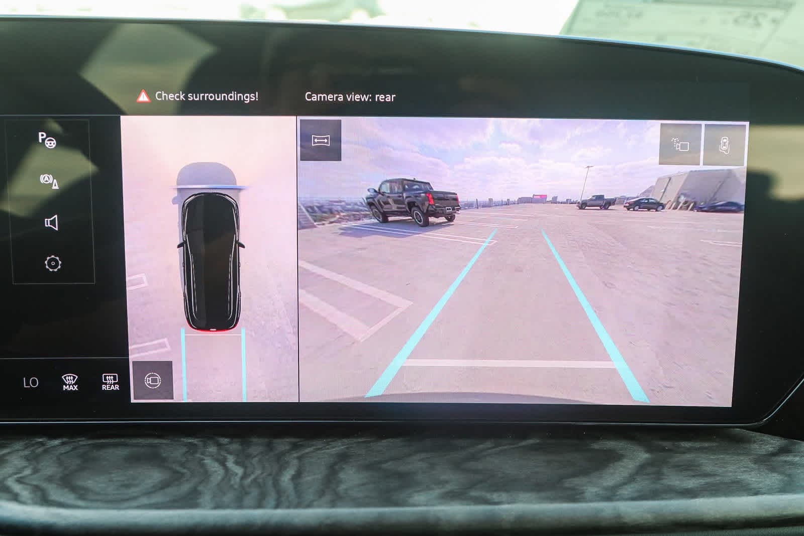 Thumbnail: 2025 Audi Q5 - 37