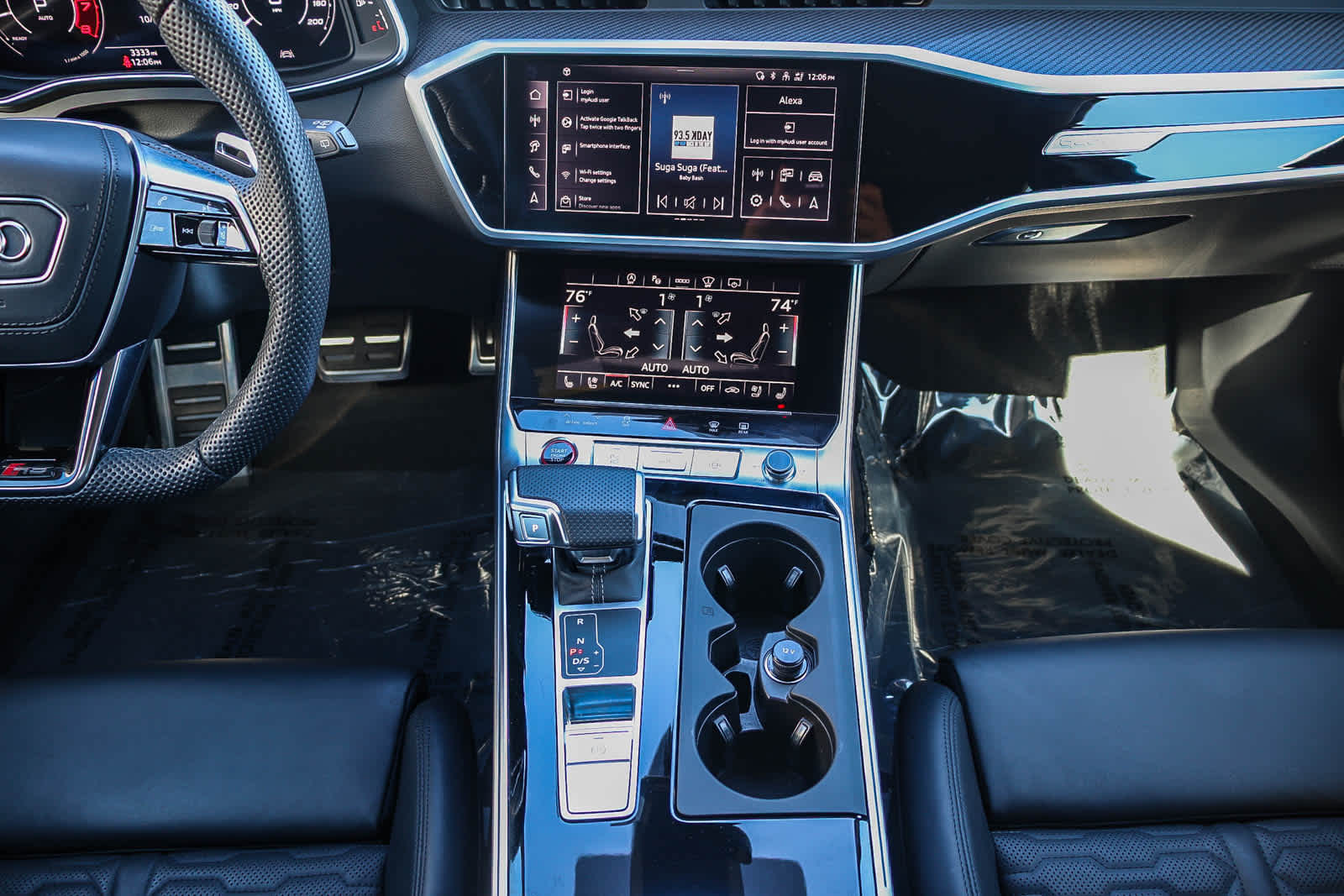 Thumbnail: 2025 Audi RS 6 - 16