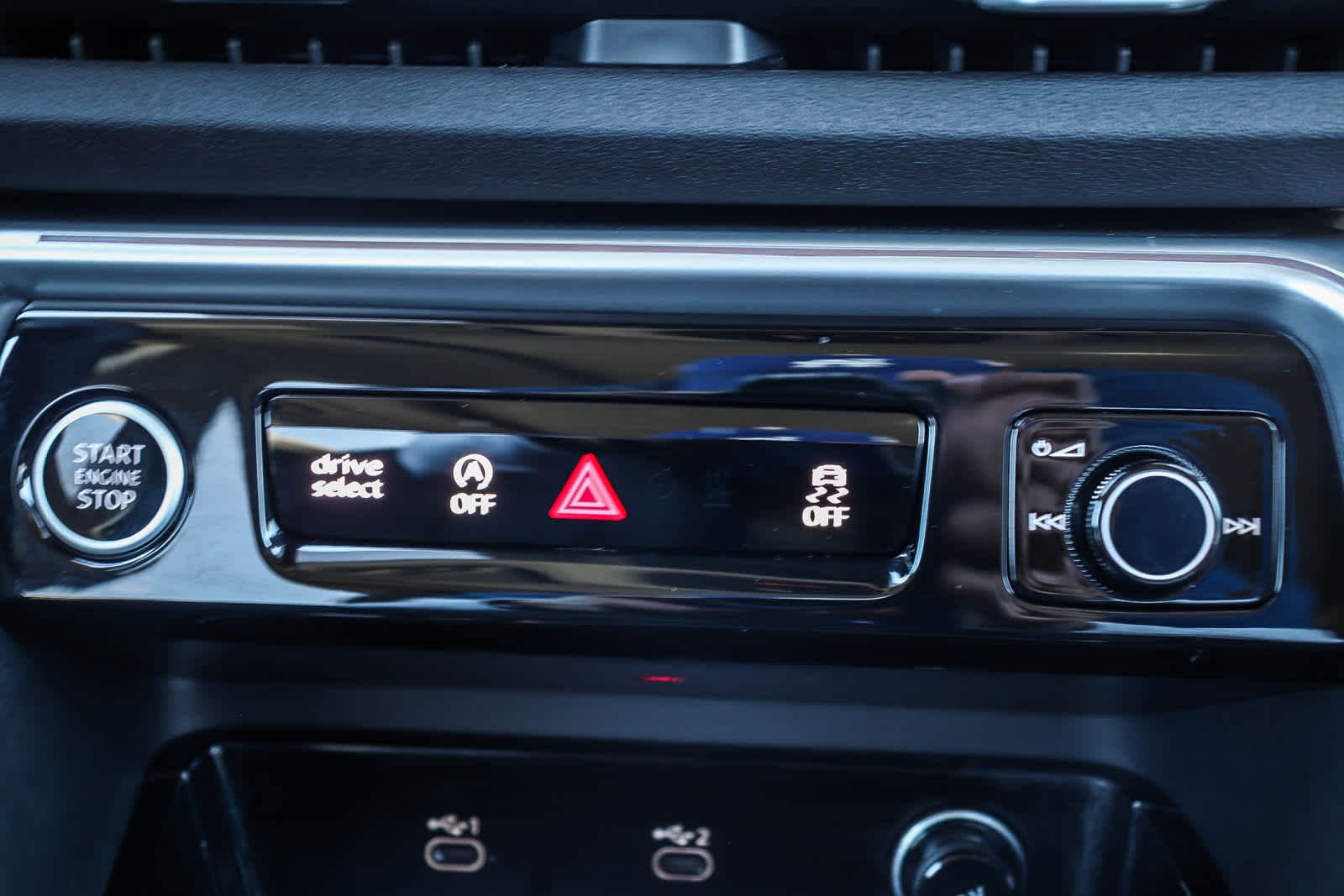 Thumbnail: 2025 Audi Q5 - 18