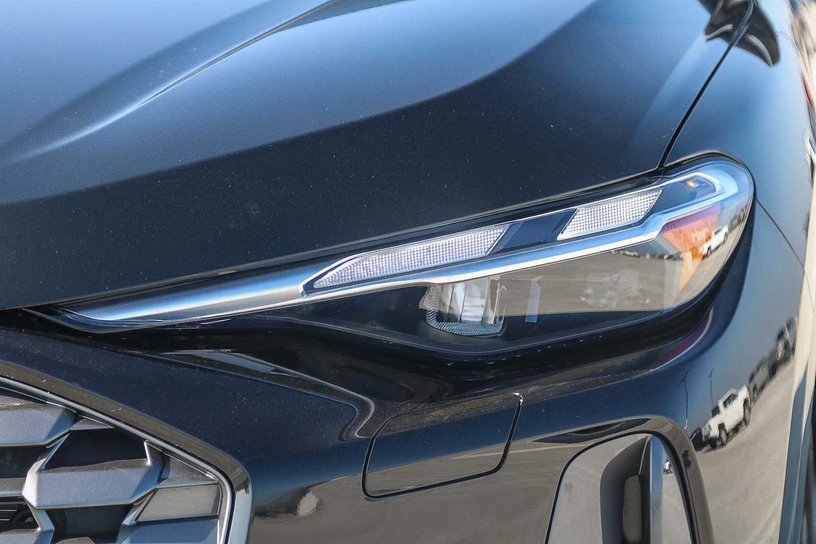 Thumbnail: 2025 Audi Q5 - 4