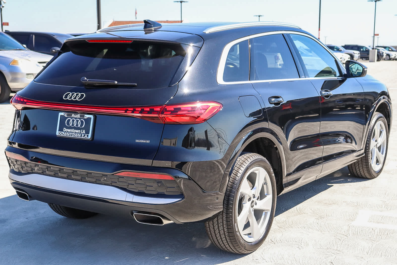 Thumbnail: 2025 Audi Q5 - 7