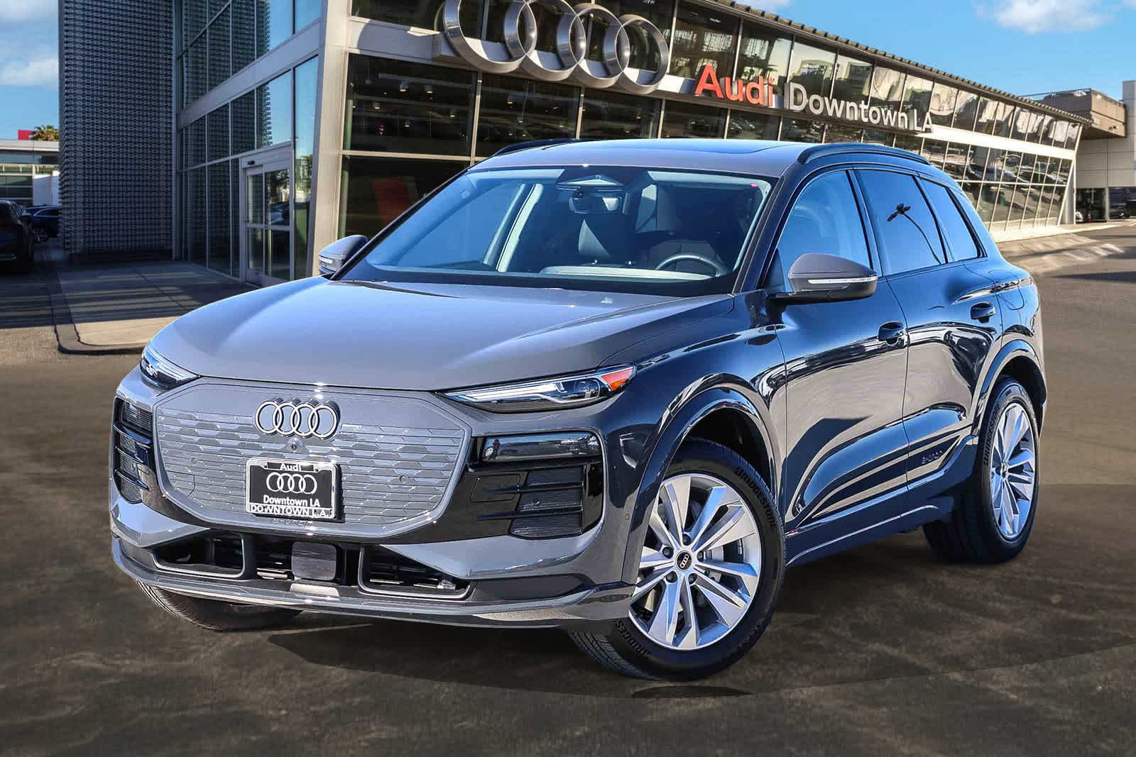 2025 Audi Q6 e-tron Premium -
                  Los Angeles, CA