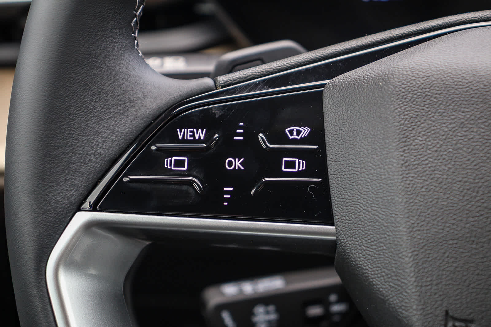 Thumbnail: 2025 Audi Q5 - 21