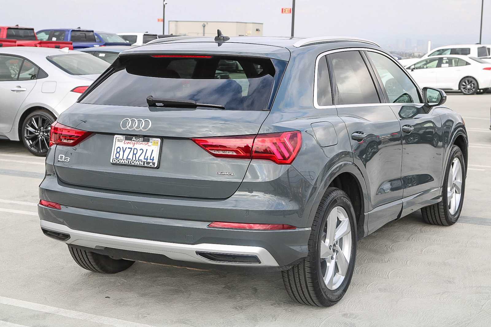 Thumbnail: 2022 Audi Q3 - 6