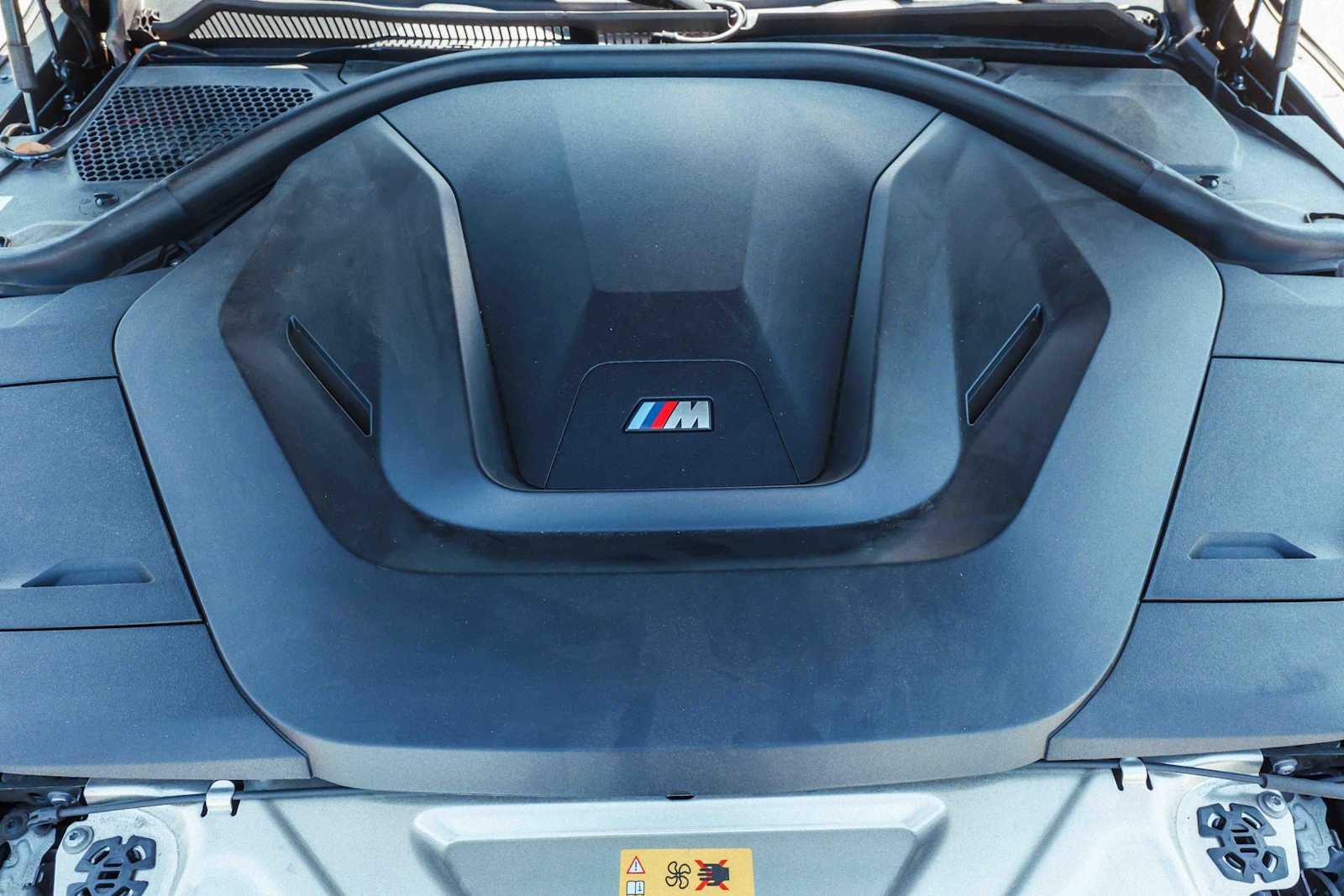 Thumbnail: 2022 BMW i4 - 22