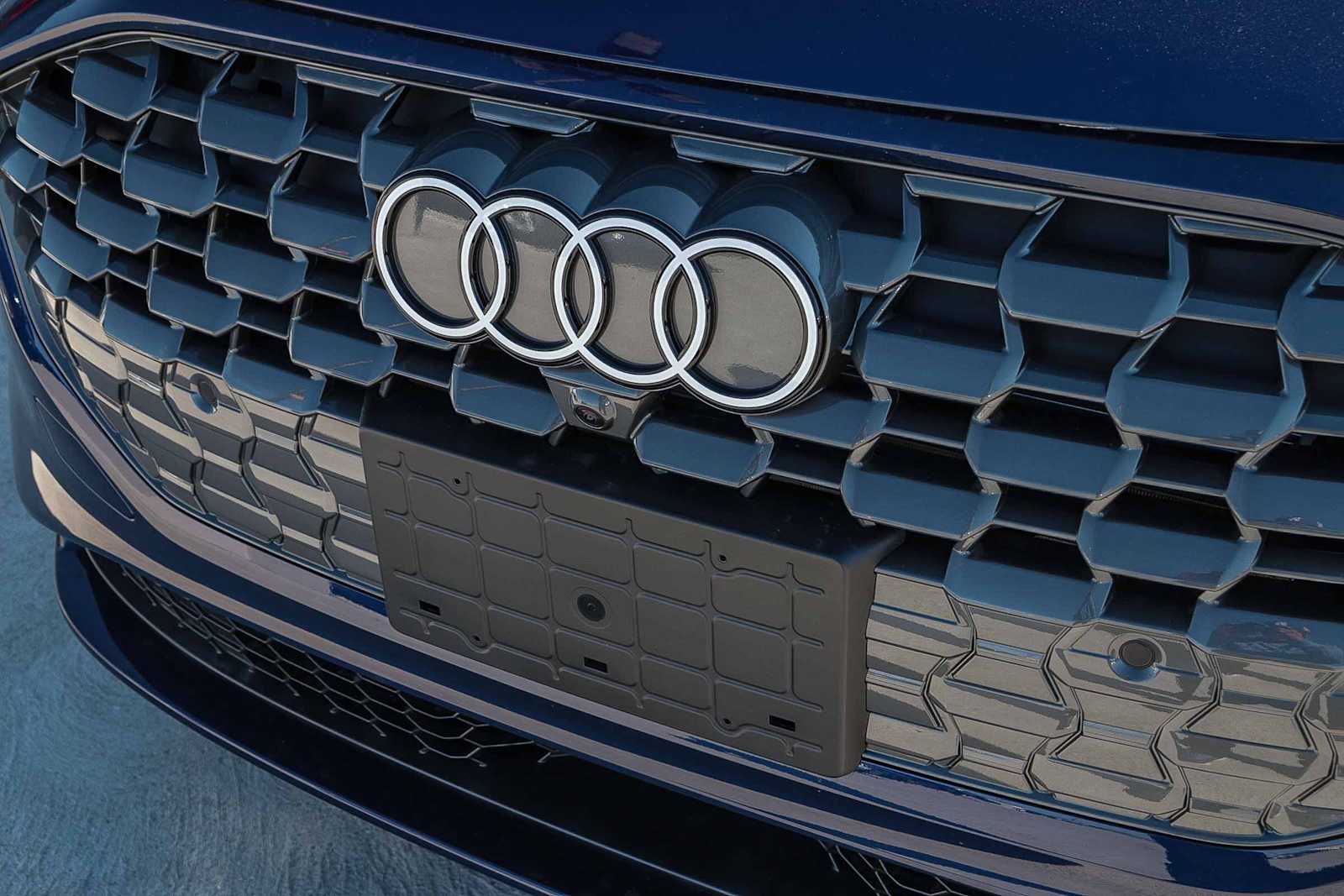 Thumbnail: 2025 Audi Q5 - 5