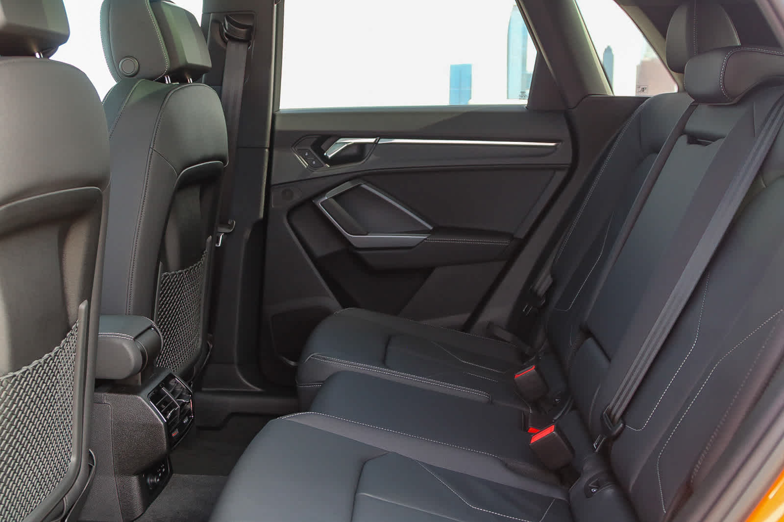 Thumbnail: 2025 Audi Q3 - 19