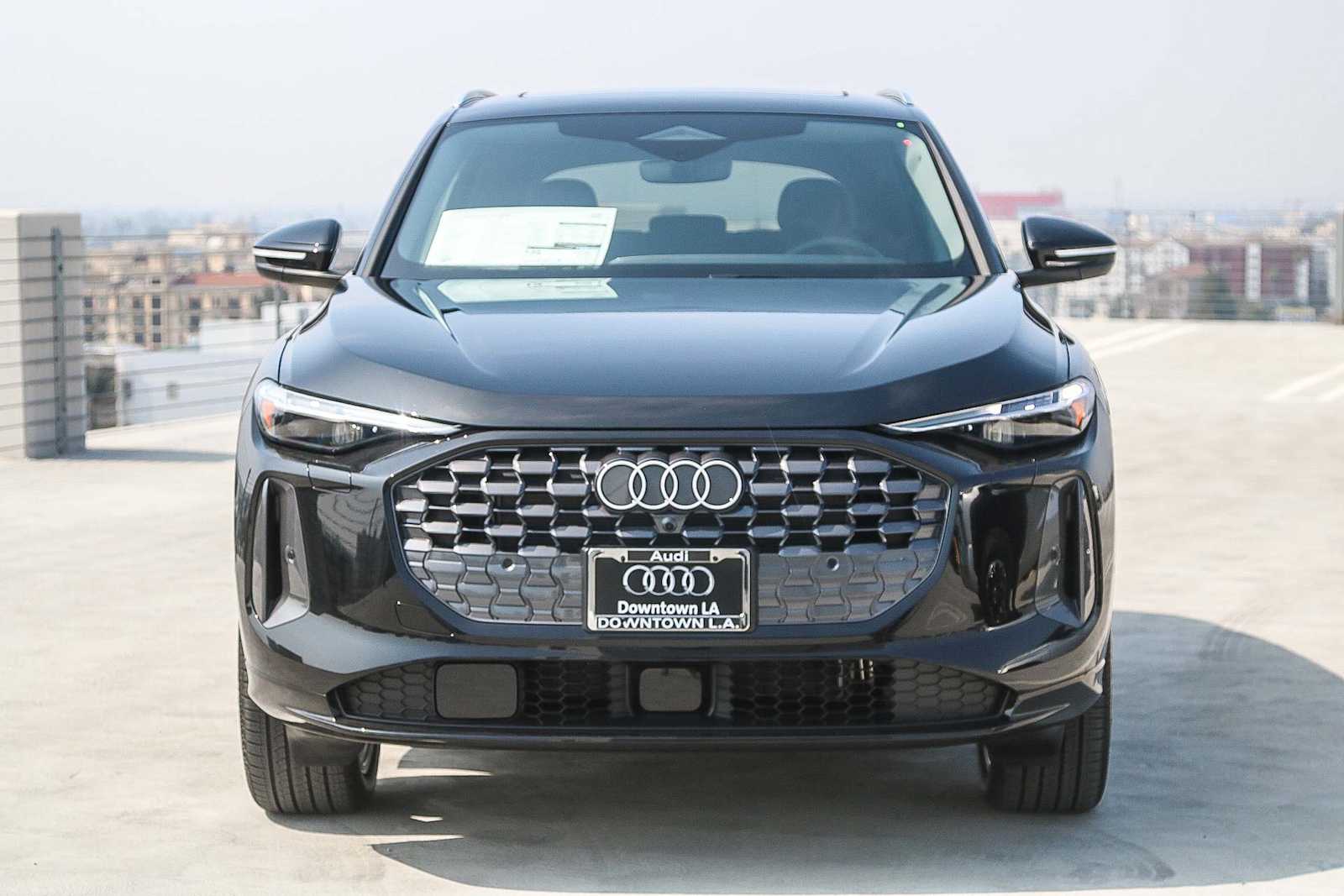 Thumbnail: 2025 Audi Q5 - 2