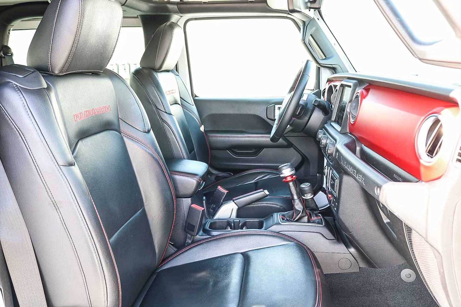 Thumbnail: 2018 Jeep Wrangler - 27