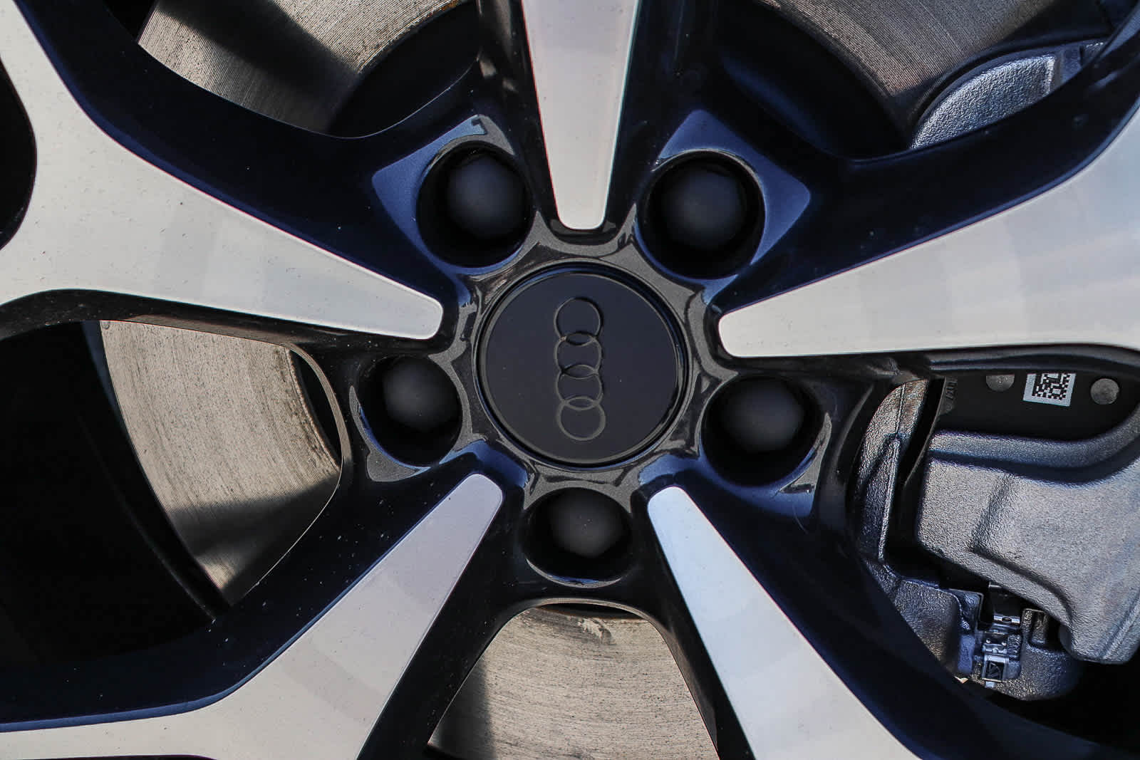 Thumbnail: 2026 Audi A6 - 15
