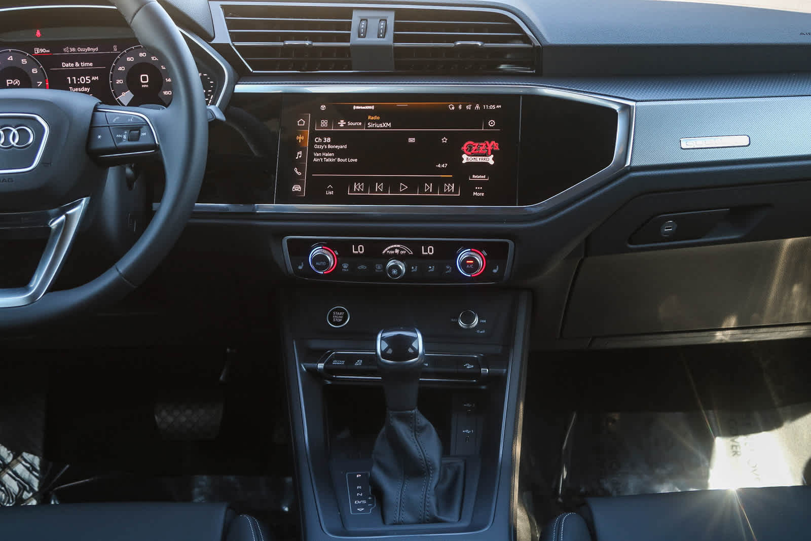 Thumbnail: 2025 Audi Q3 - 18