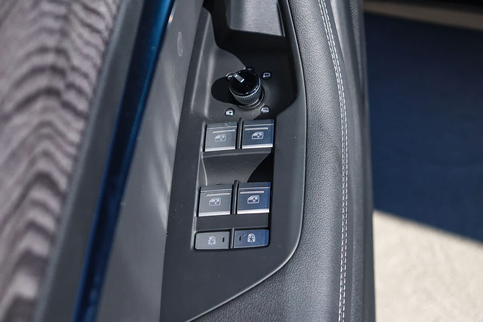 Thumbnail: 2025 Audi A6 - 28