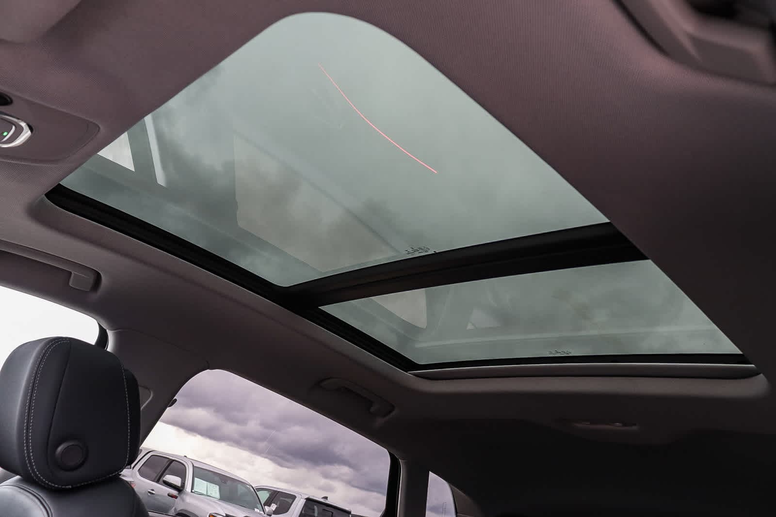 Thumbnail: 2022 Audi e-tron - 37