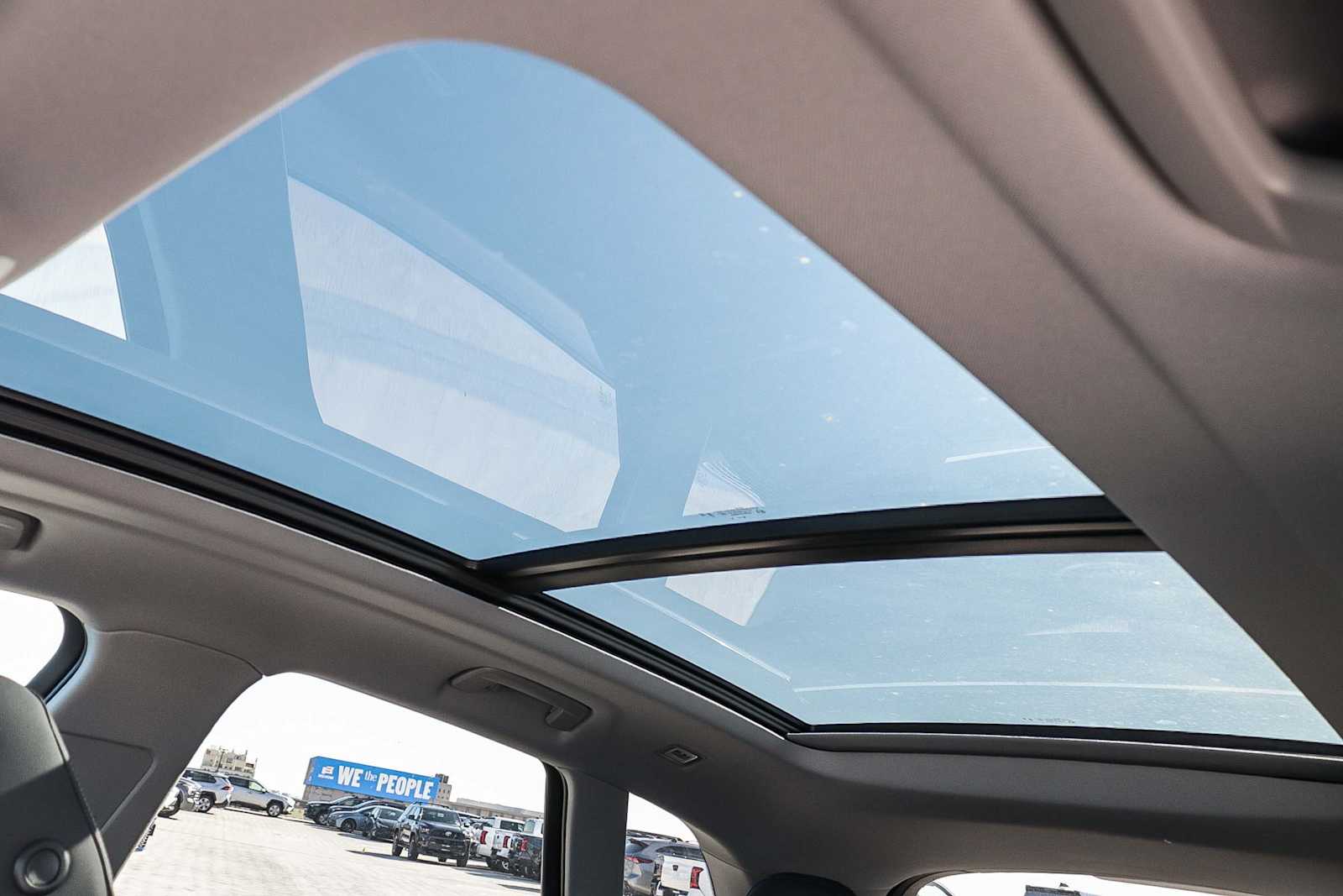 Thumbnail: 2025 Audi Q5 - 32