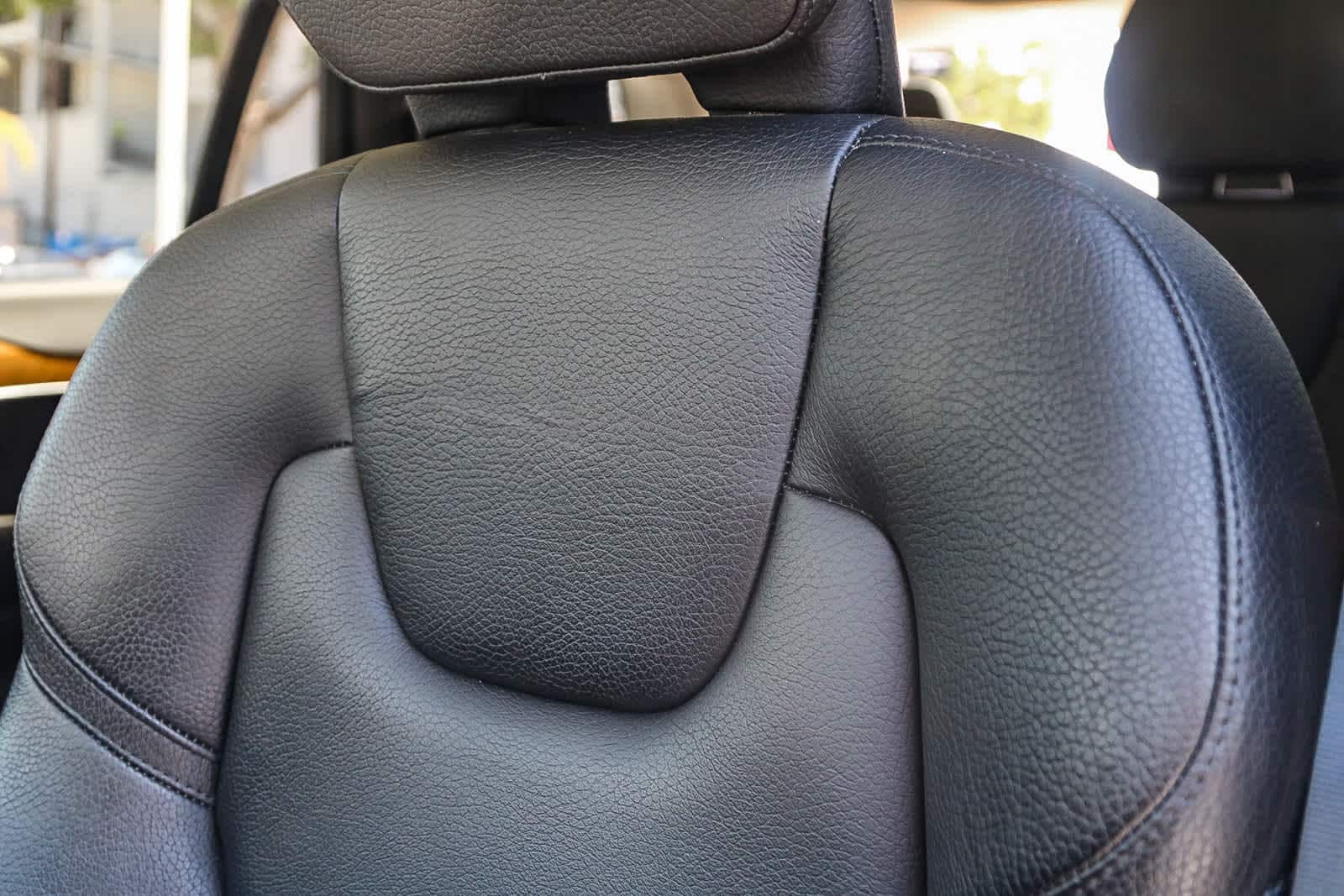 Thumbnail: 2022 Volvo XC90 - 26