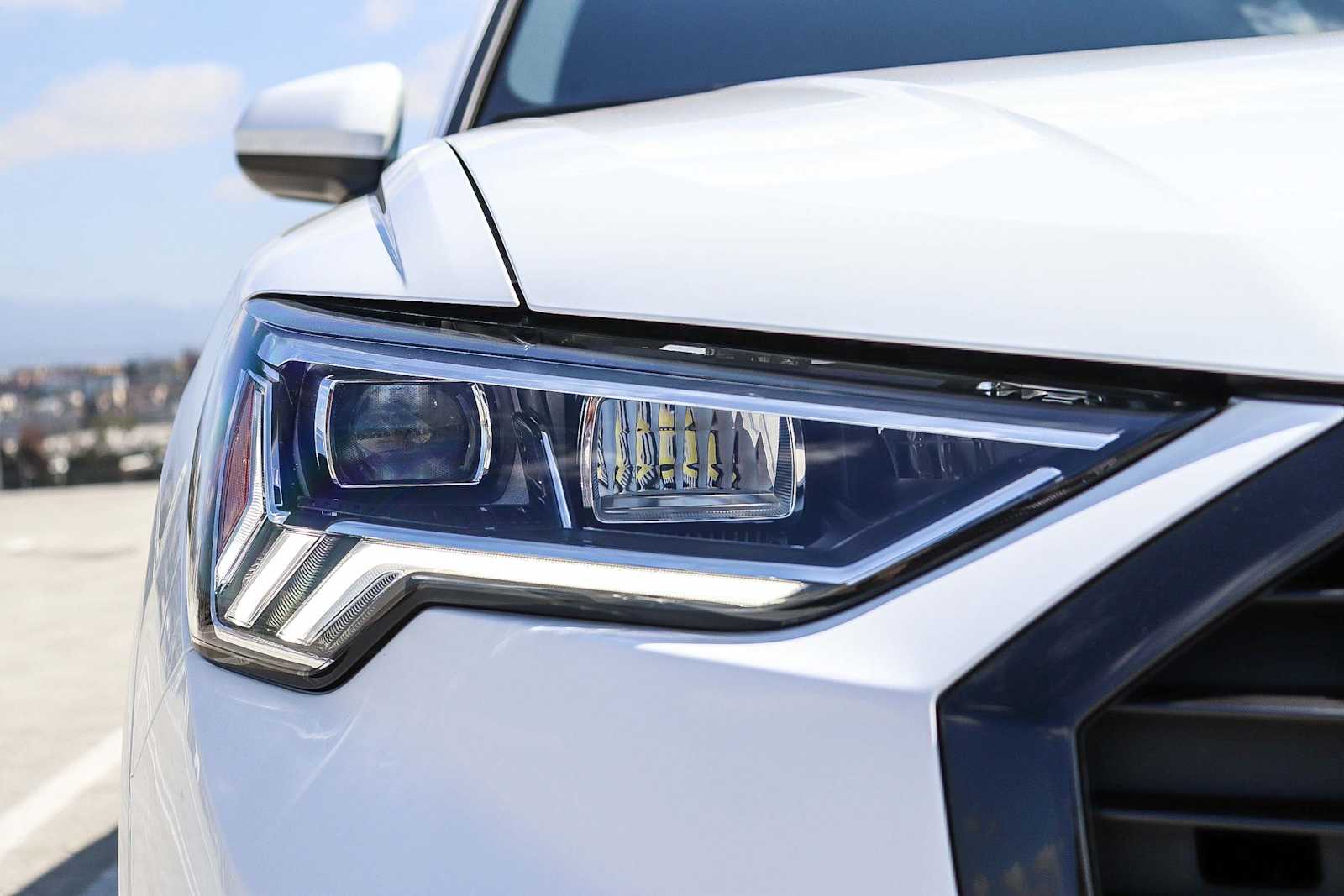 Thumbnail: 2025 Audi Q3 - 9