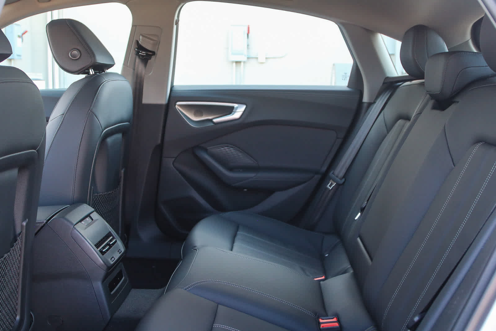 Thumbnail: 2025 Audi A5 - 25