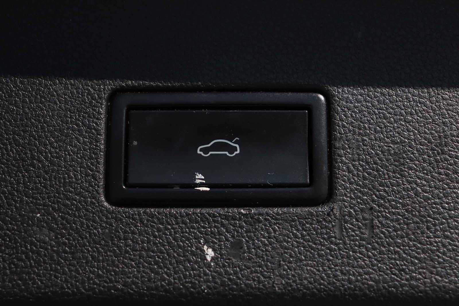 Thumbnail: 2018 Volkswagen Atlas - 36