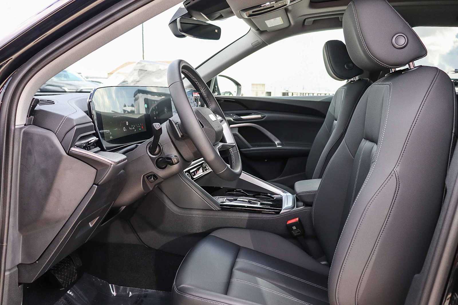 Thumbnail: 2025 Audi Q5 - 22