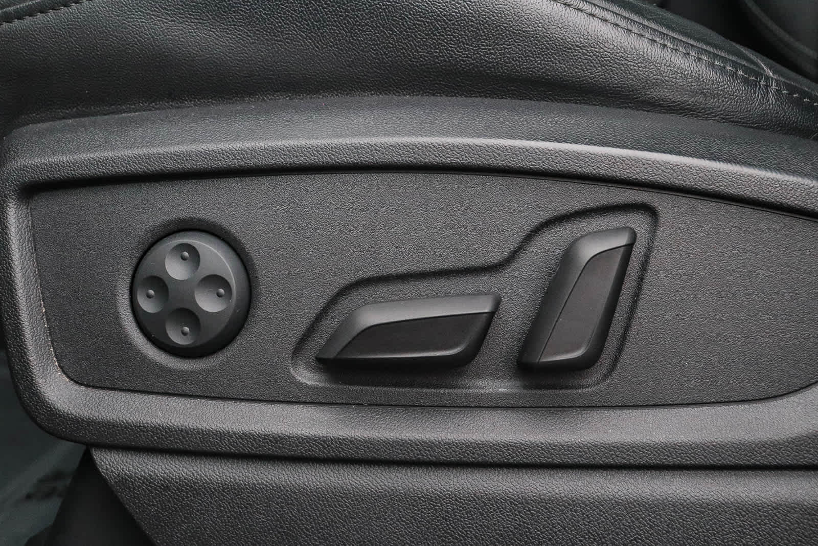 Thumbnail: 2022 Audi Q5 - 27