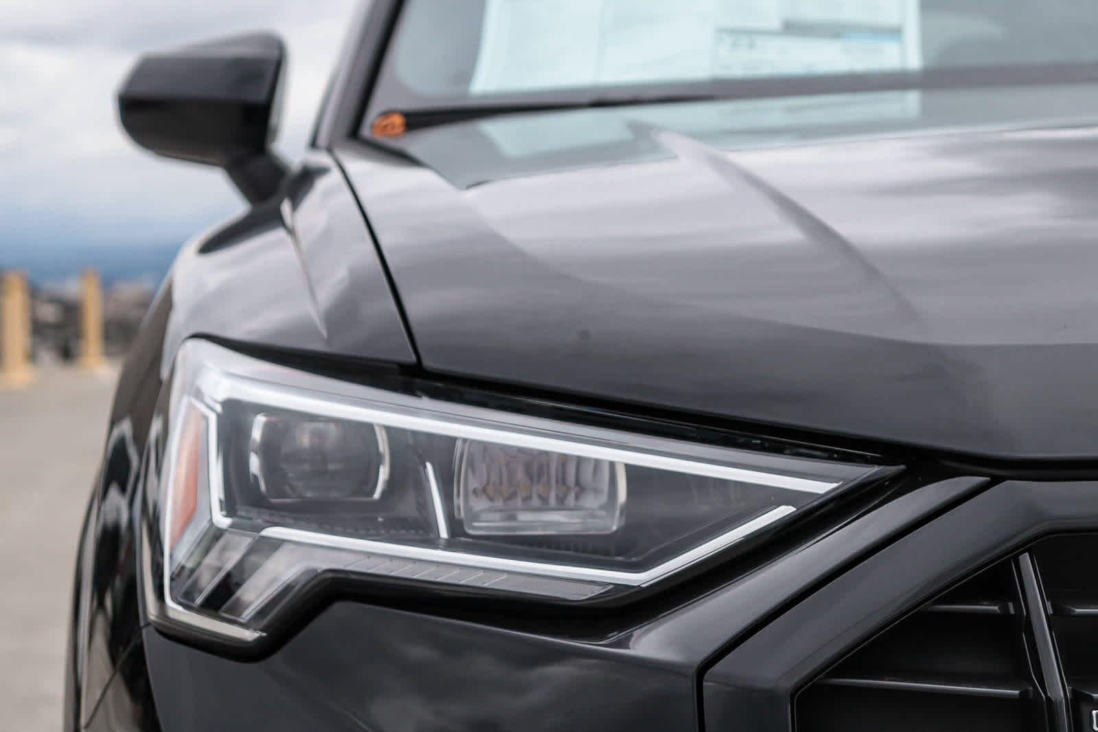 Thumbnail: 2025 Audi Q3 - 6