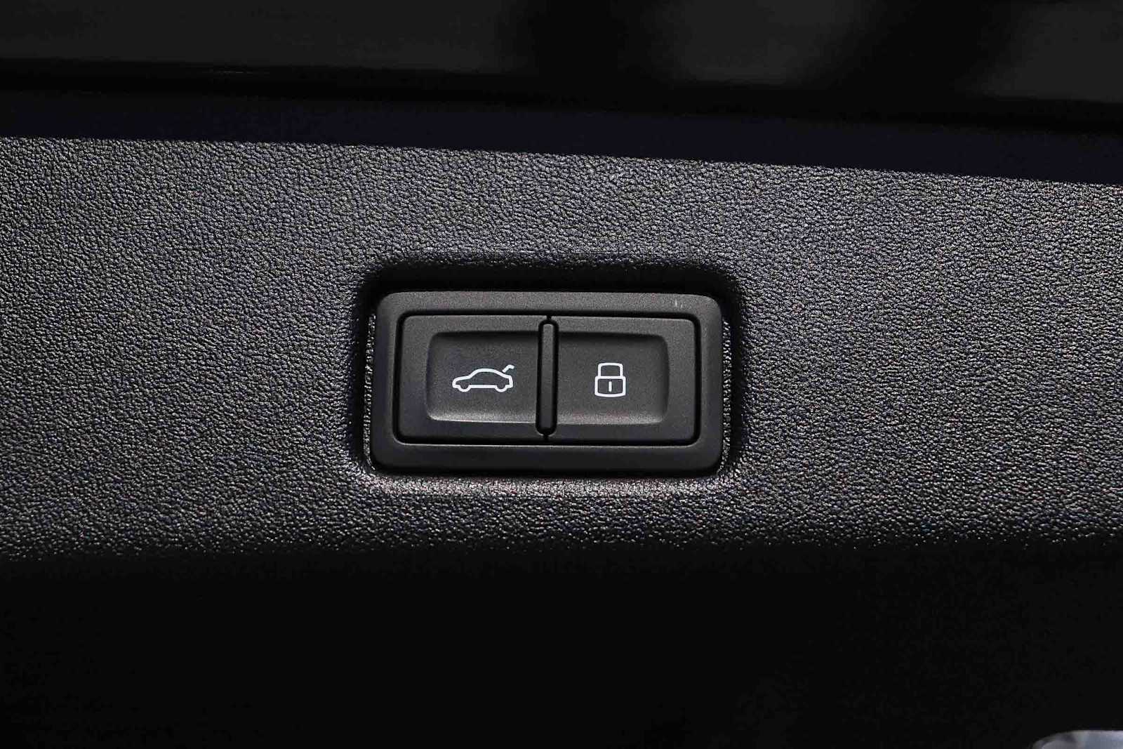 Thumbnail: 2025 Audi Q5 - 37