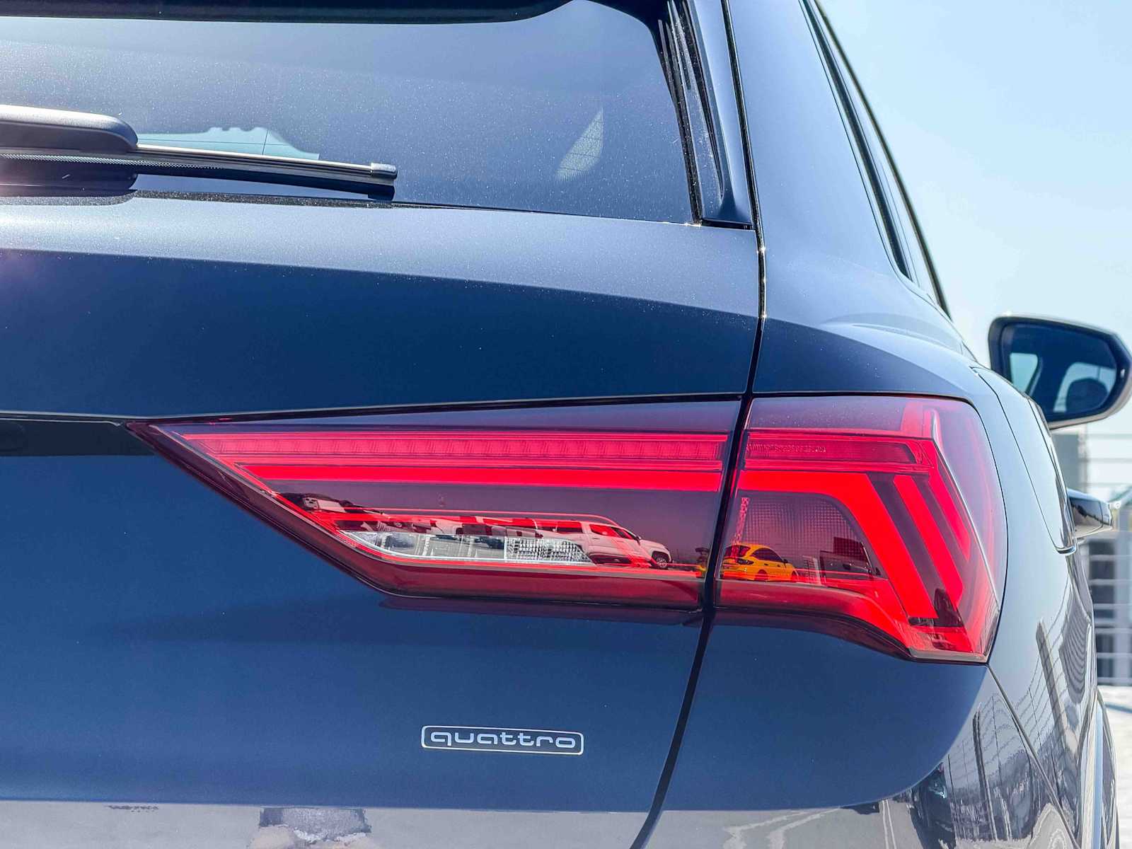 Thumbnail: 2025 Audi Q3 - 10