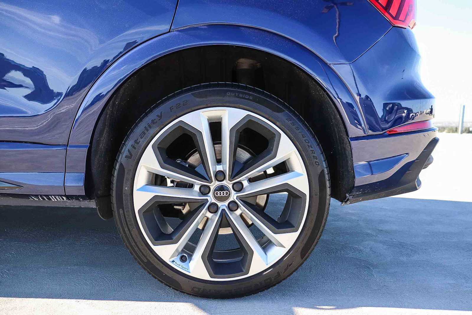 Thumbnail: 2021 Audi Q3 - 13