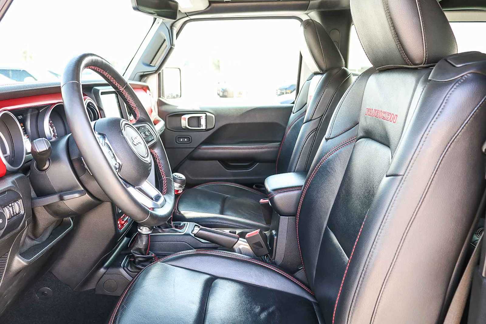 Thumbnail: 2018 Jeep Wrangler - 28