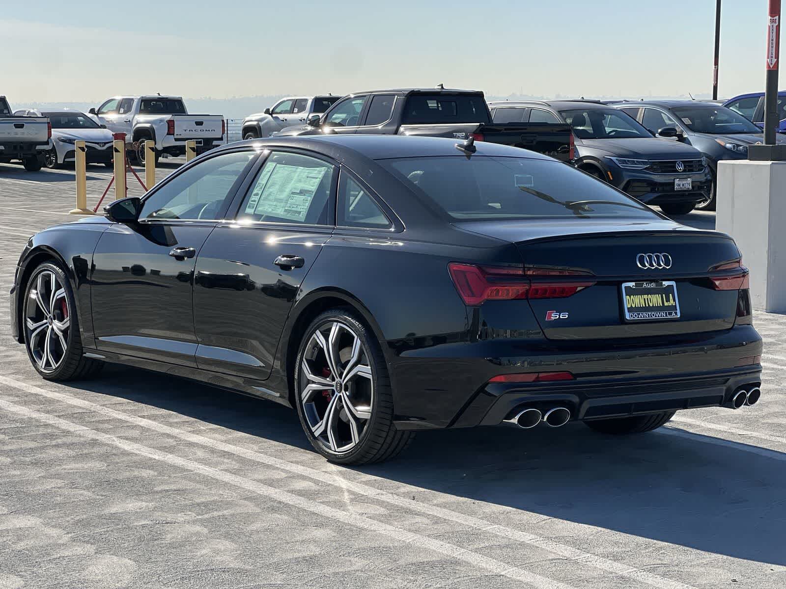 Thumbnail: 2025 Audi S6 - 4
