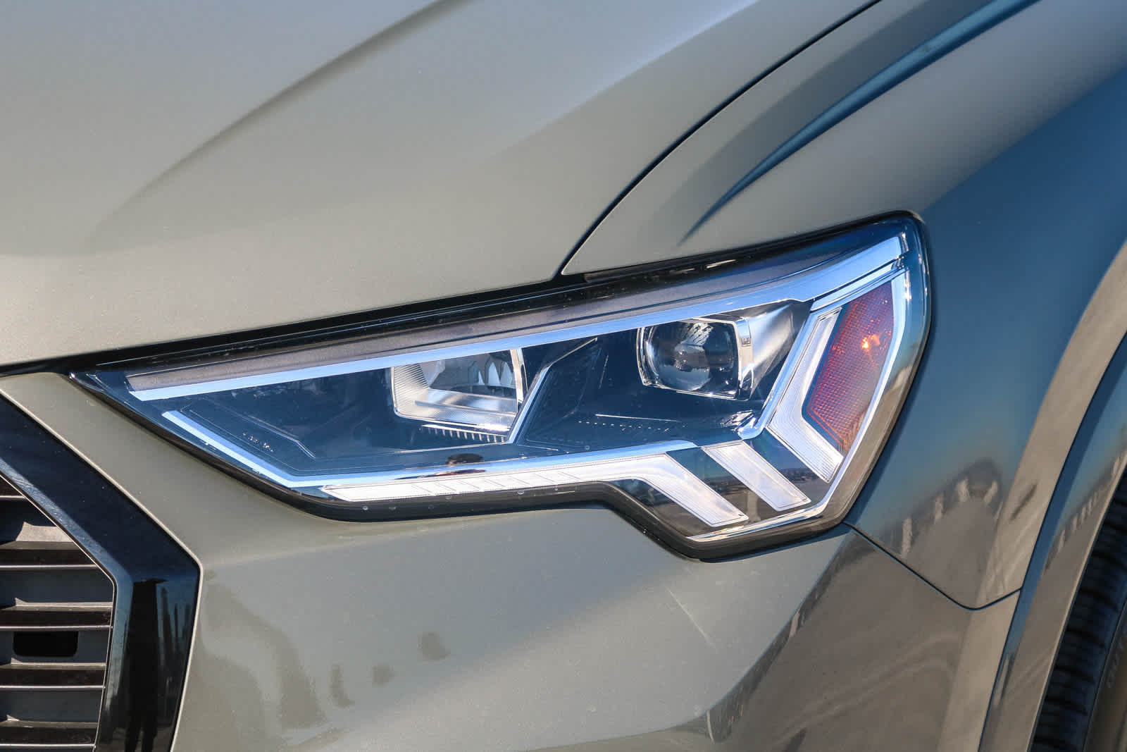 Thumbnail: 2025 Audi Q3 - 5