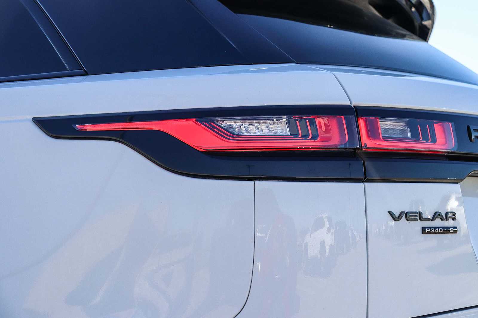 Thumbnail: 2020 Land Rover Range Rover Velar - 12