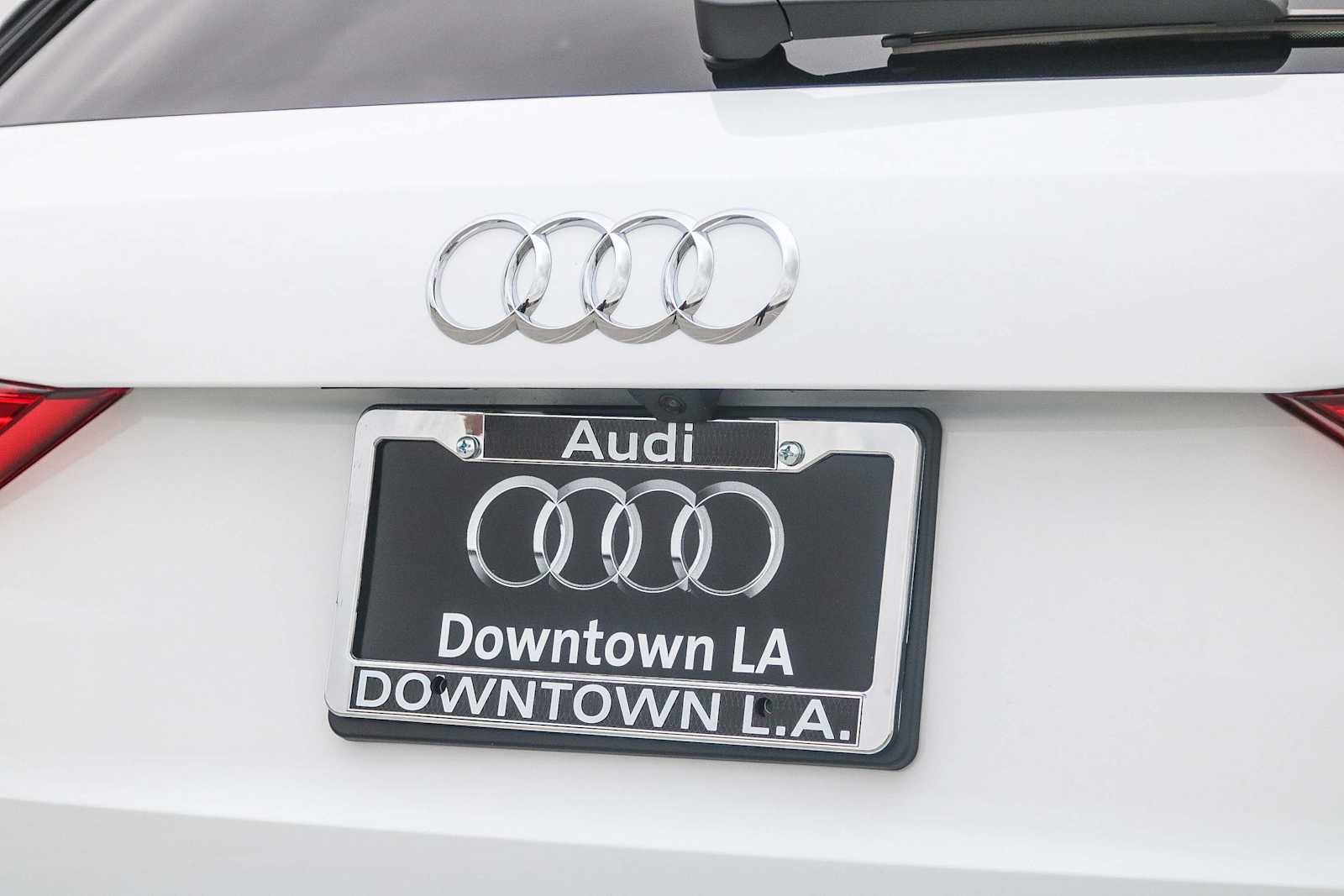 Thumbnail: 2025 Audi Q3 - 13