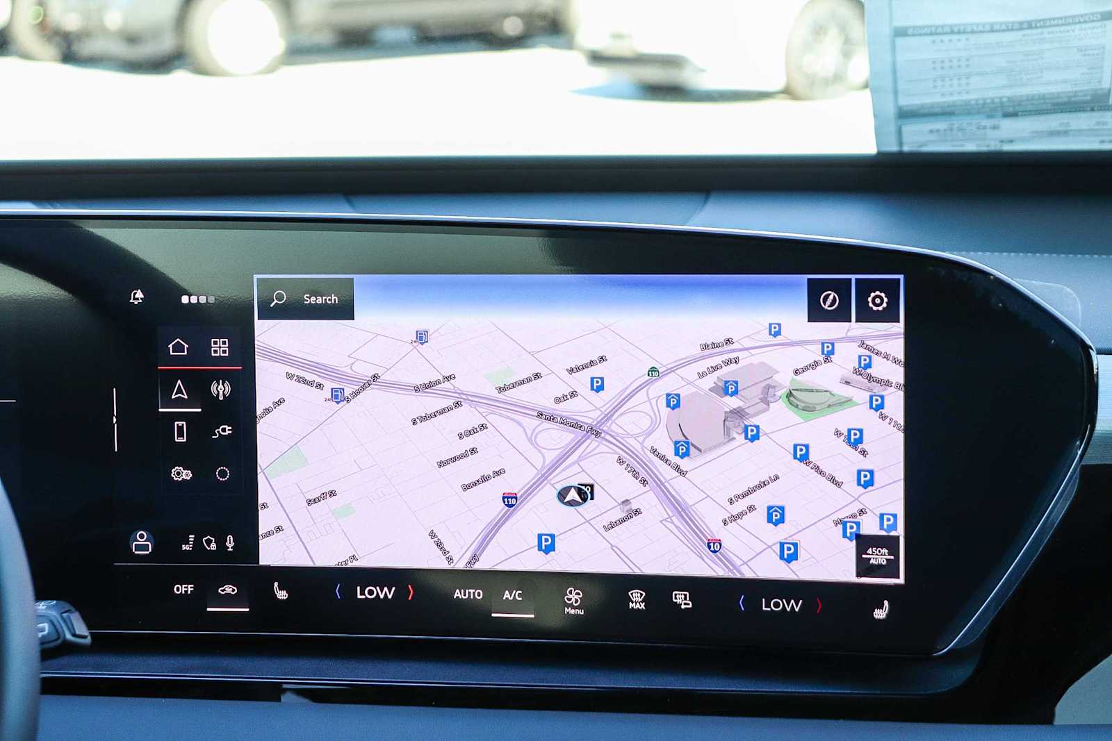 Thumbnail: 2025 Audi Q6 e-tron - 17