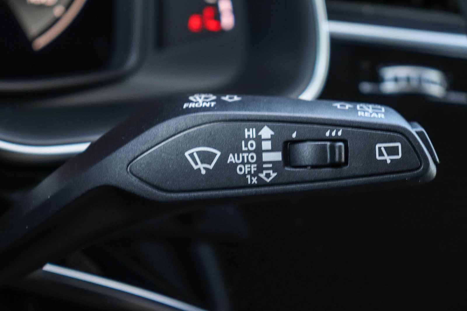 Thumbnail: 2026 Audi Q7 - 33