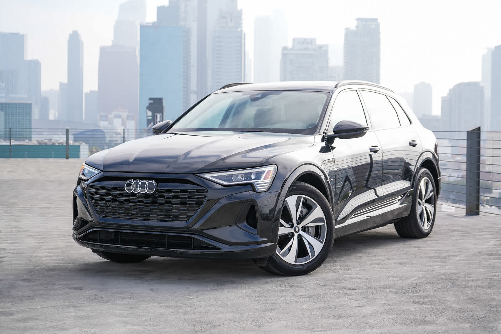 2024 Audi Q8 e-tron Premium -
                  Los Angeles, CA