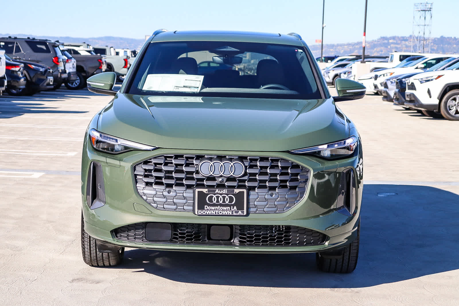 Thumbnail: 2025 Audi Q5 - 2