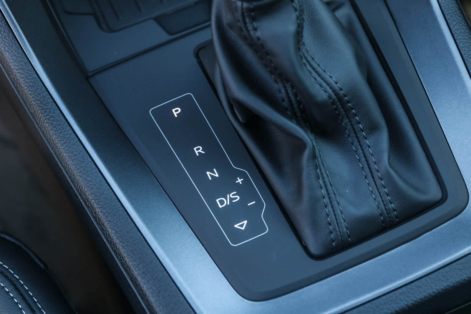 Thumbnail: 2025 Audi Q3 - 31