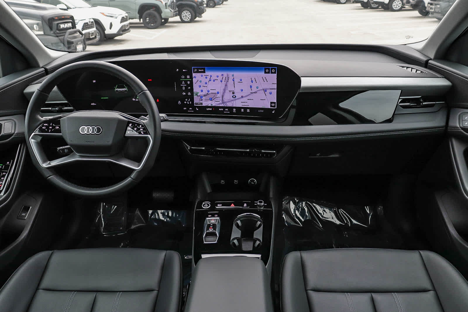 Thumbnail: 2025 Audi Q6 e-tron - 16