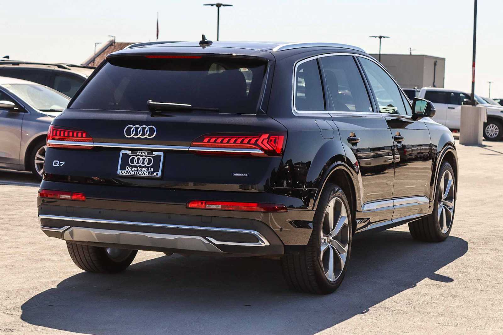 Thumbnail: 2022 Audi Q7 - 4