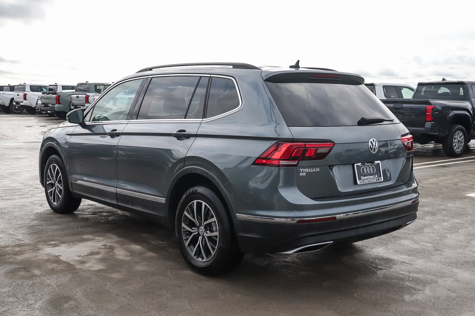 Thumbnail: 2020 Volkswagen Tiguan - 9