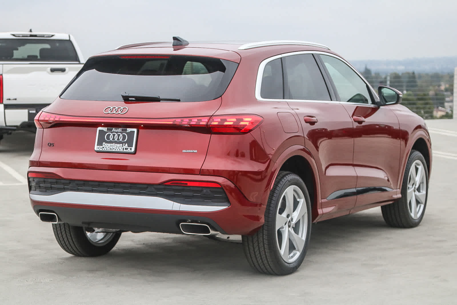 Thumbnail: 2025 Audi Q5 - 6