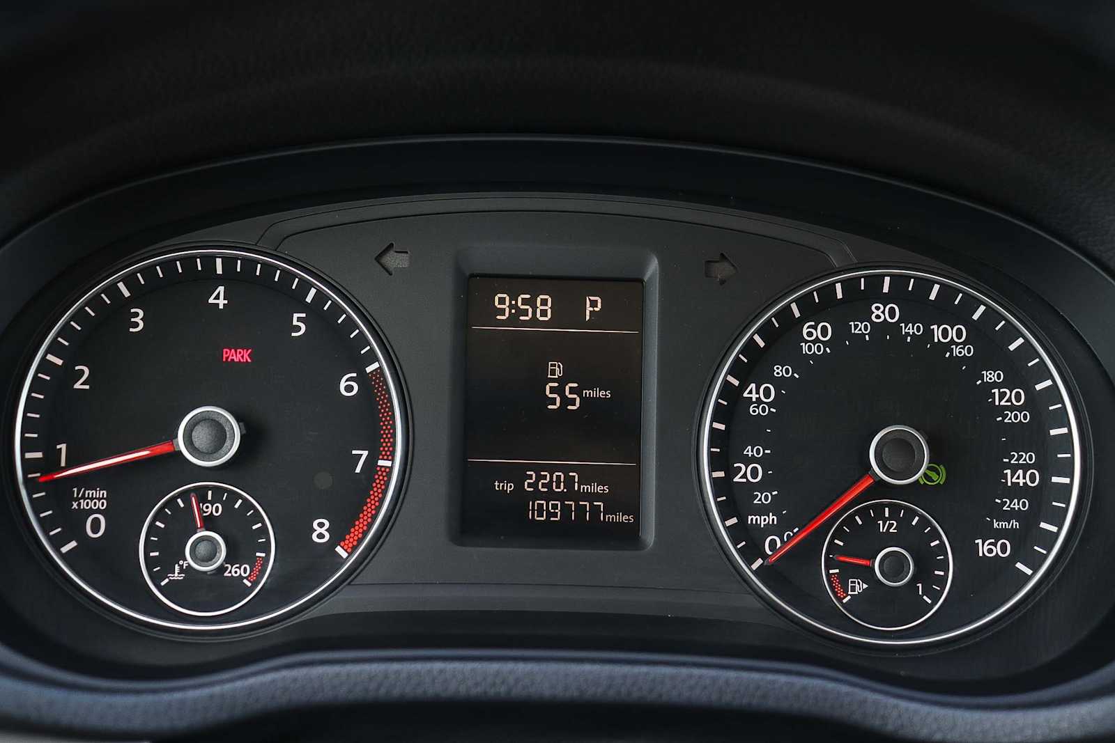 Thumbnail: 2015 Volkswagen Passat - 31