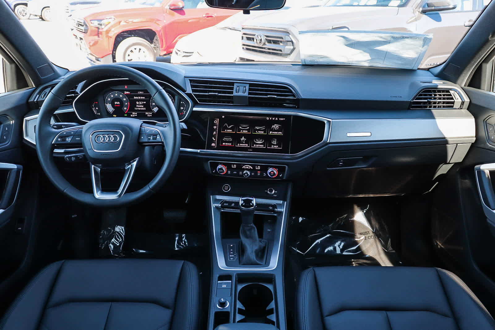 Thumbnail: 2025 Audi Q3 - 15