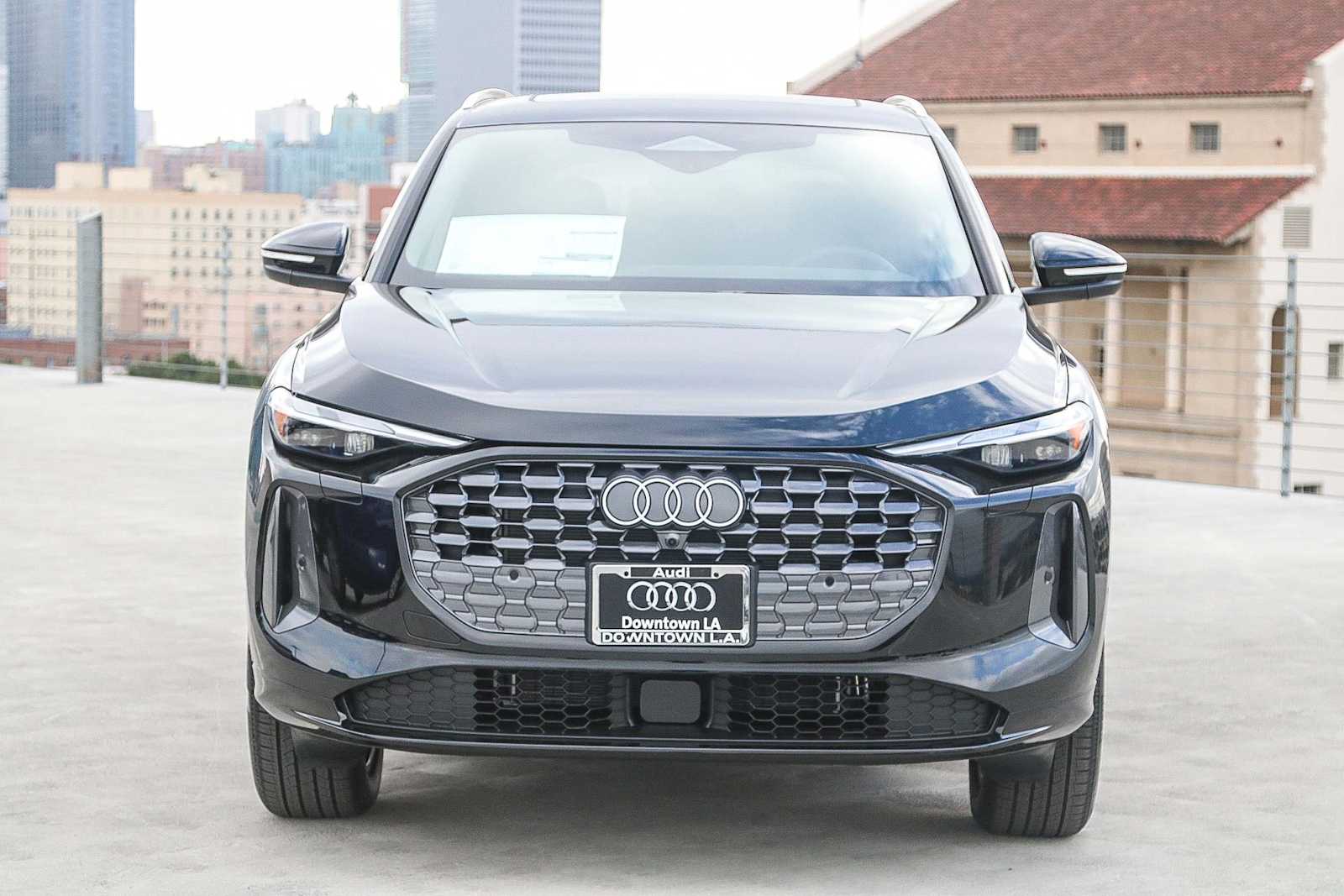 Thumbnail: 2025 Audi Q5 - 2